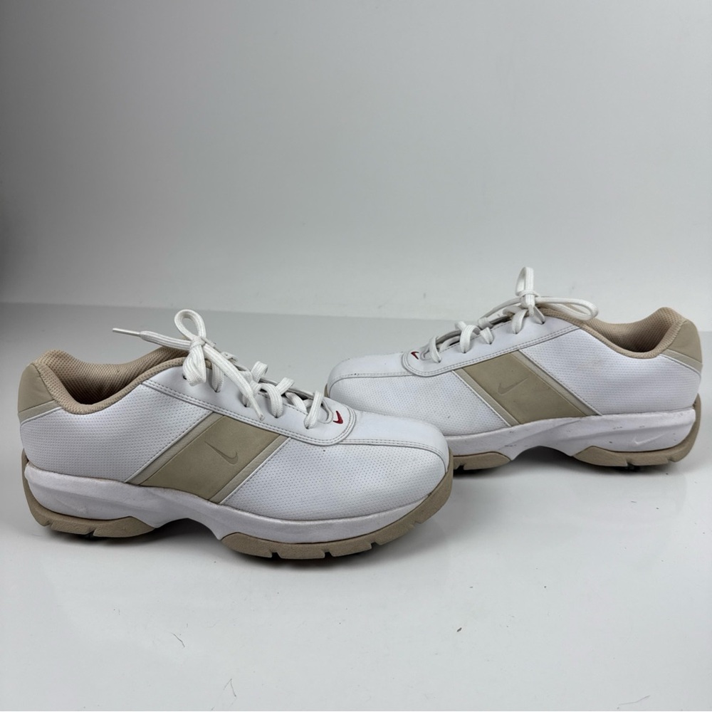 Nike Women's Spiked Golf Shoes White/Tan Sz 8 US-Great Condition